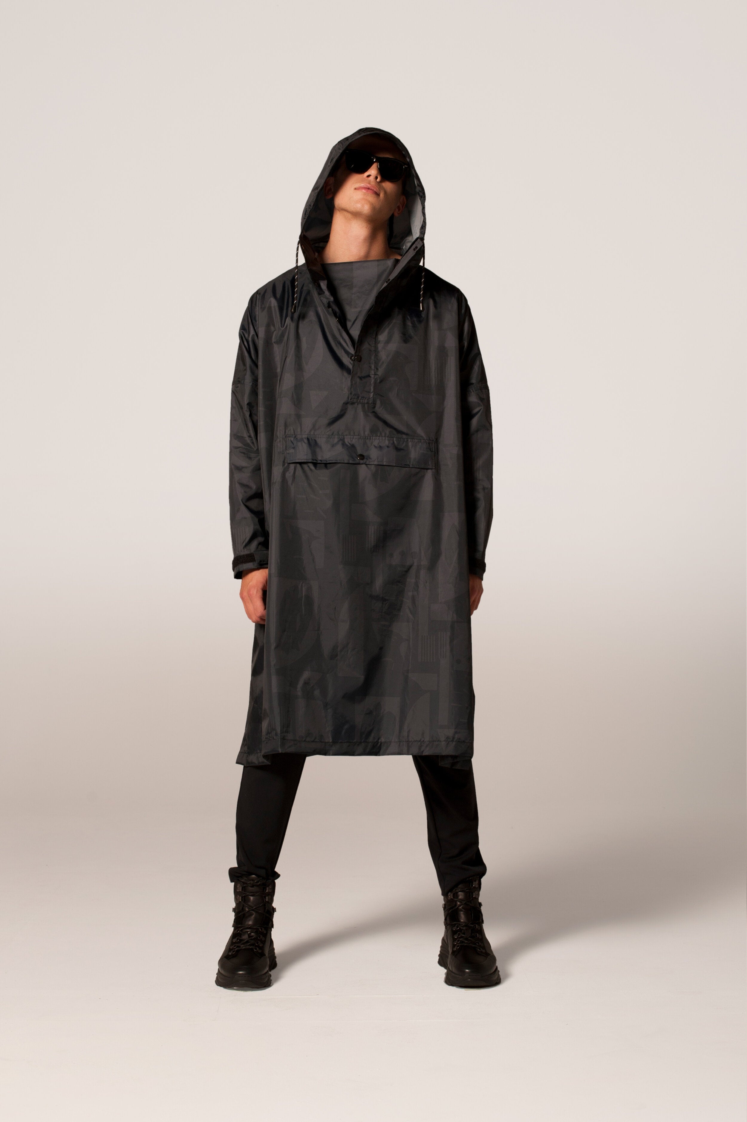 RAINKISS - Regenponcho -  Back to Black Art Camo