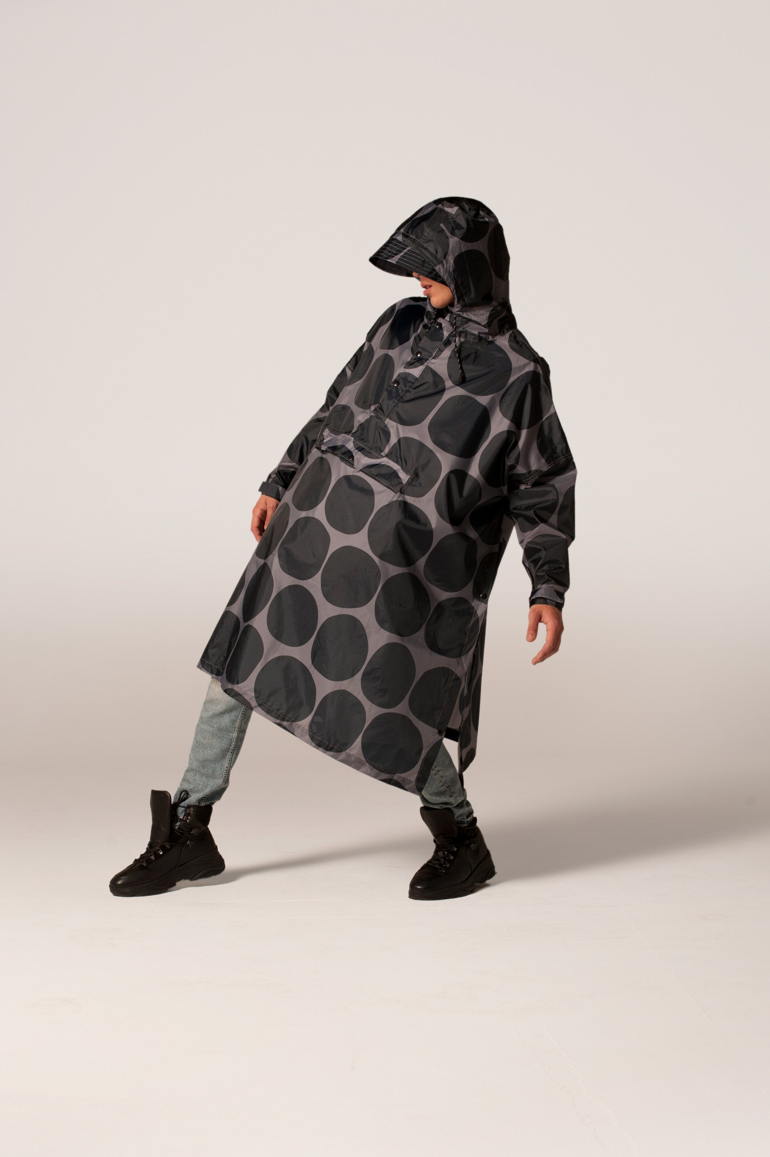 RAINKISS - Regenponcho - Black Polka
